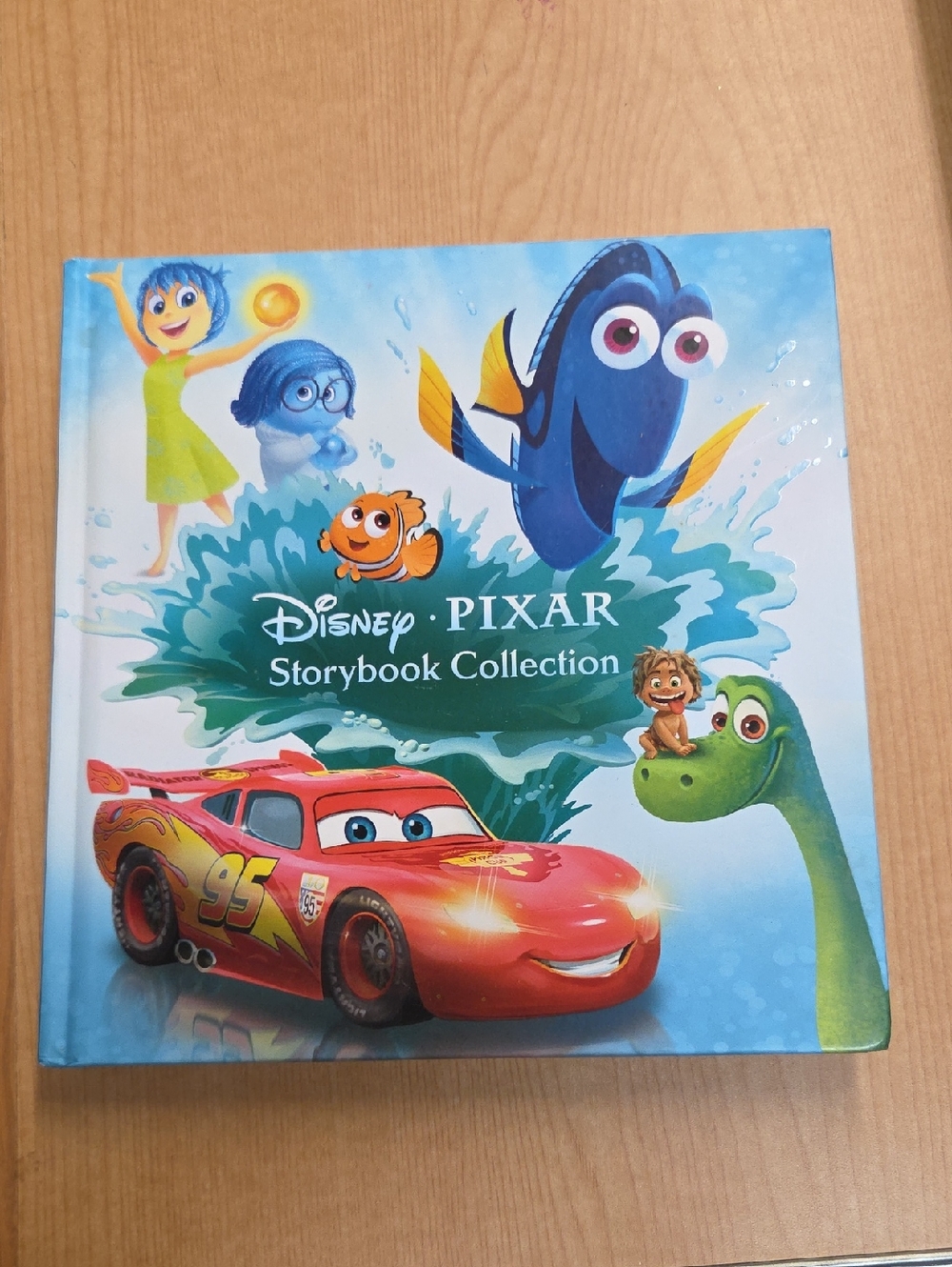 Disney Pixar Bundle - Picture 6 of 9